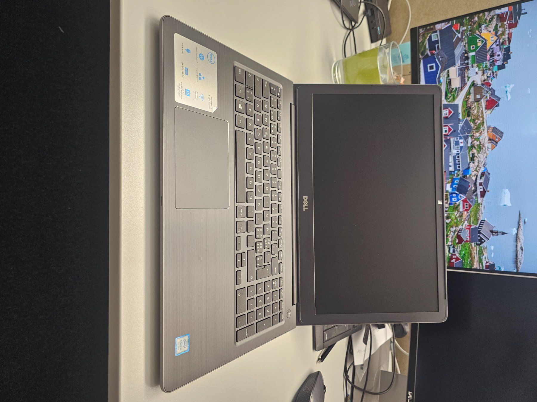 Dell Notebooks: Dell Vestro – Gebraucht aus Payerne von ton_xsh2 1