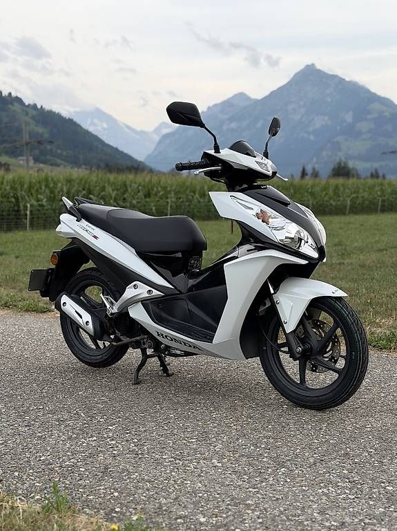Scooters: Honda NSC50 T2 Roller – Gebraucht aus Wengi b. Frutigen von Mxrmet 2
