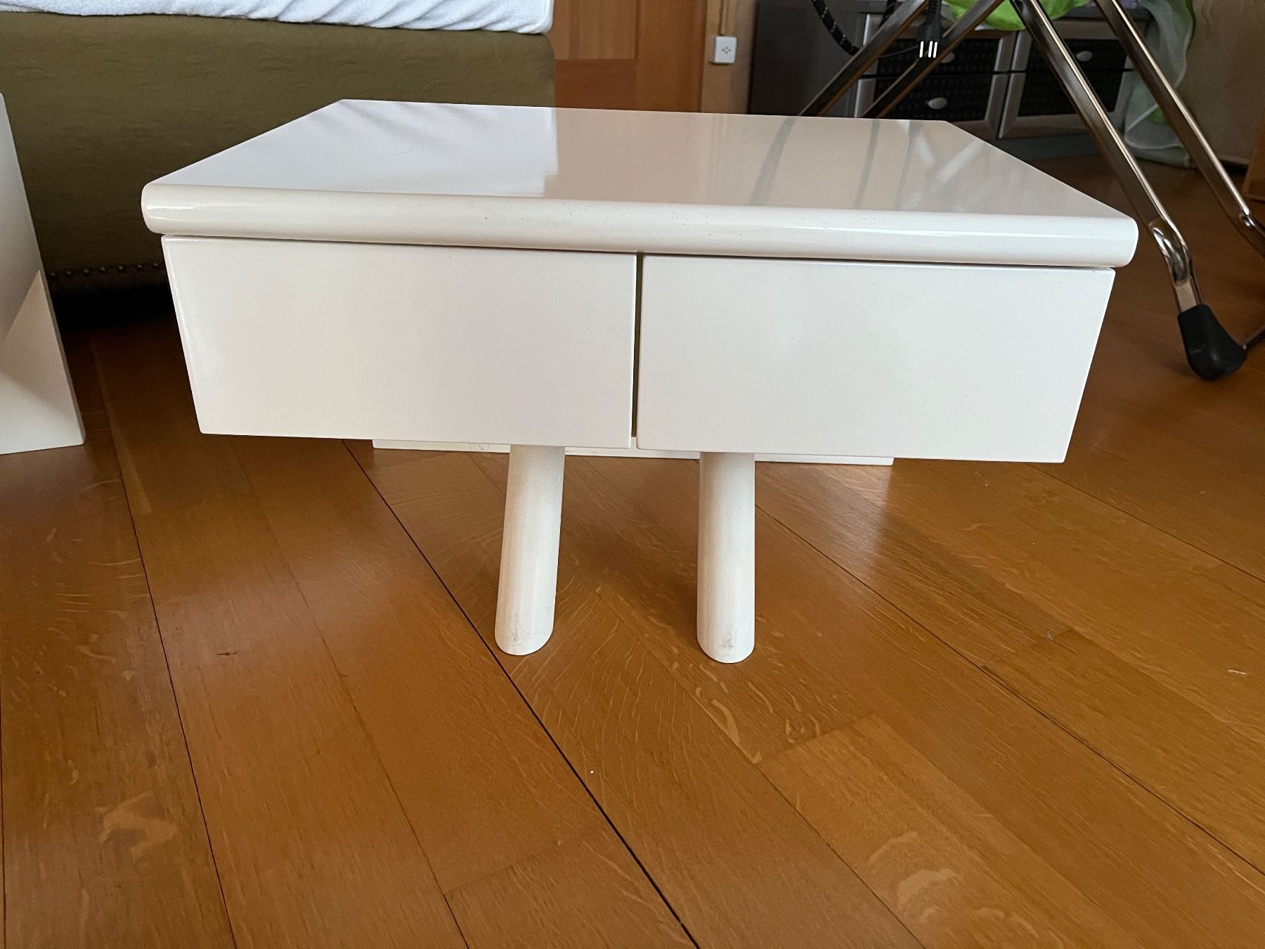 Tables de nuit: 2 Nachttischli original aus den 70er – D'occasion à Huttwil par mof_8dpq 4