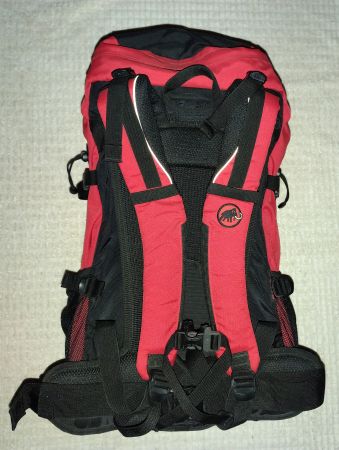 Mammut Rucksack Rarität rot schwarz gebraucht guter Zustand