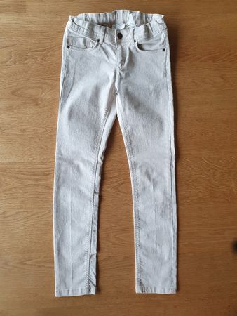 NEU Hose Gr. 146