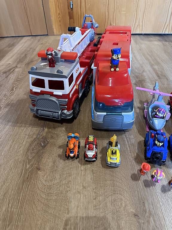 Giocattoli: Paw Patrol Set – Usato da Hirzel venduto da Manuelaroth 1