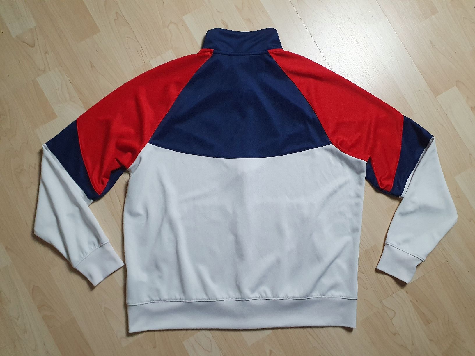 Nike Giacche: Nike Windrunner Trainingsjacke Retro Vintage Gr. M – Nuovo (secondo la descrizione) da St. Gallen venduto da CaliSunshine 1