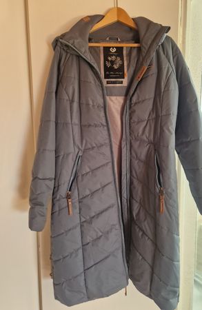 Neuer Mantel von Ragwear