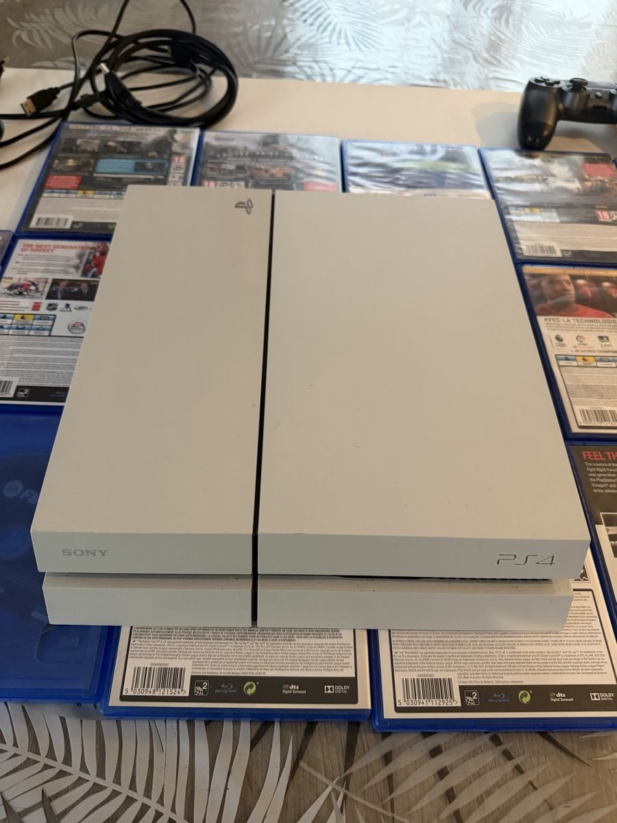 Sony Console: PlayStation 4 White + Manette + 17 Jeux – Usato da Genève venduto da sho_67qj 4