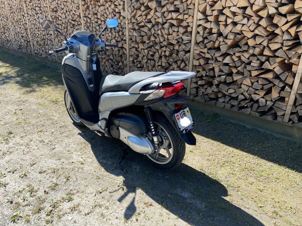 Honda Scooters: Honda SH 300 ab MFK mit ABS – Gebraucht aus Altdorf UR von Figureetli 4