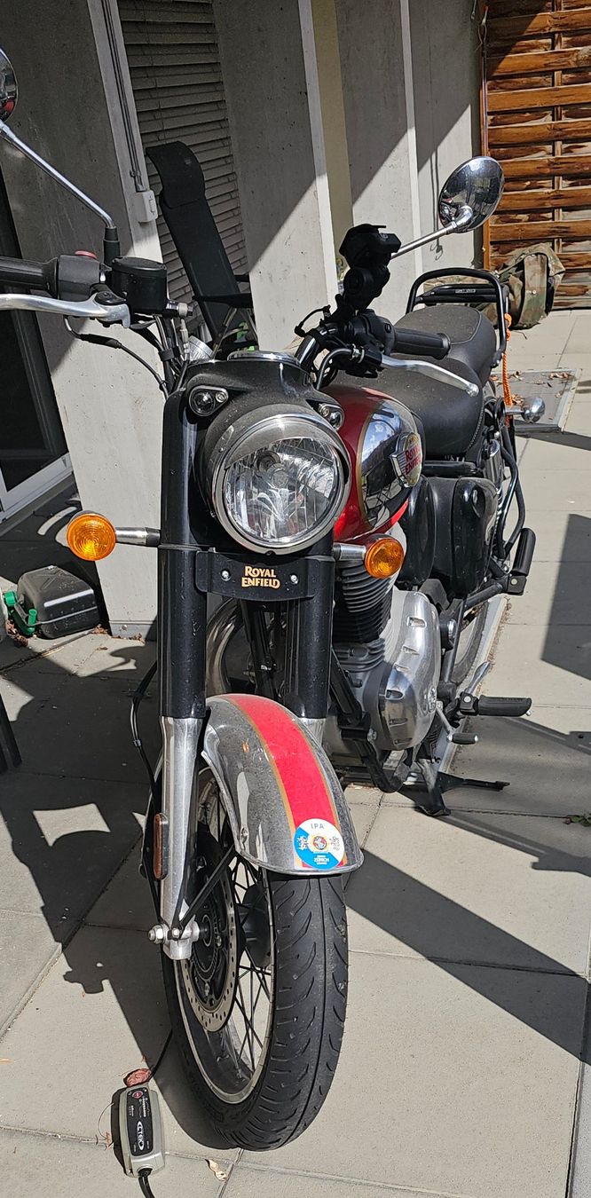 Royal Enfield Strada: Wegen Aufgabe des 2 Radfahren – Usato da Felsberg venduto da Condor350