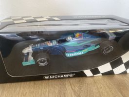 Minichamps Red Bull Sauber Petronas C20 K. Raikkonen neu