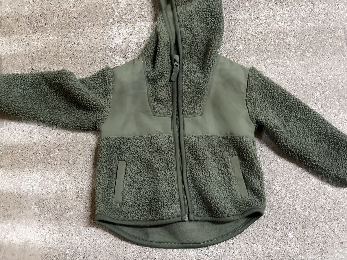 Tchibo Giacche: Warme Fleecejacke,Khaki,Gr.86/92 – Usato da Bönigen venduto da alineblu