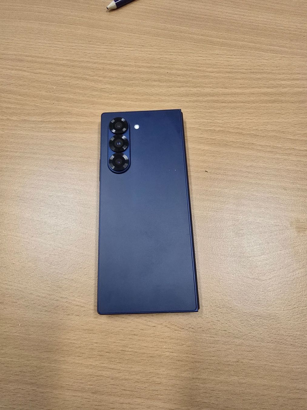 Samsung Telefoni cellulari / Smartphones: Samsung Zfold 6 blue 512Go – Usato da Bussigny venduto da Elie 1