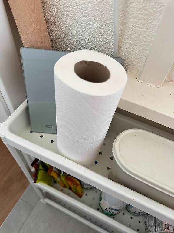 Servierwagen: Chariot blanc – Gebraucht aus La Chaux-de-Fonds von lar_w5pw 2