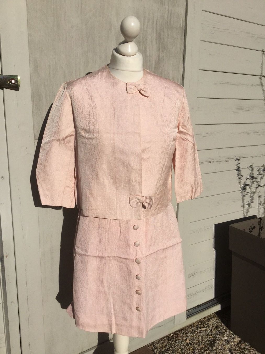 Vestiti: Robe + Veste rose Vintage 1968 – Usato da Agiez venduto da chouchanelle 1