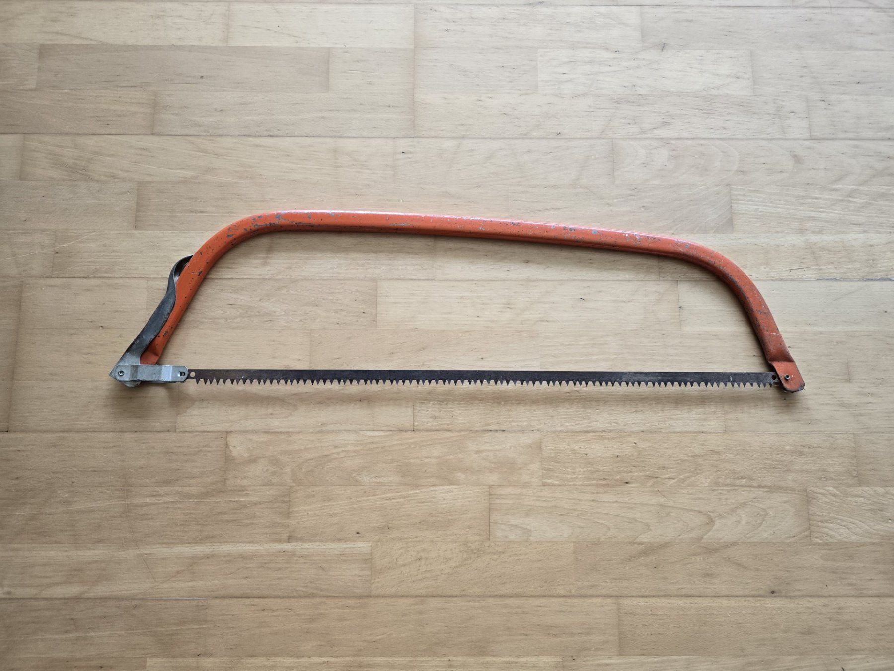Sägen: Handsäge Bügelsäge 80 cm – Gebraucht aus Dättlikon von Wundertuete_