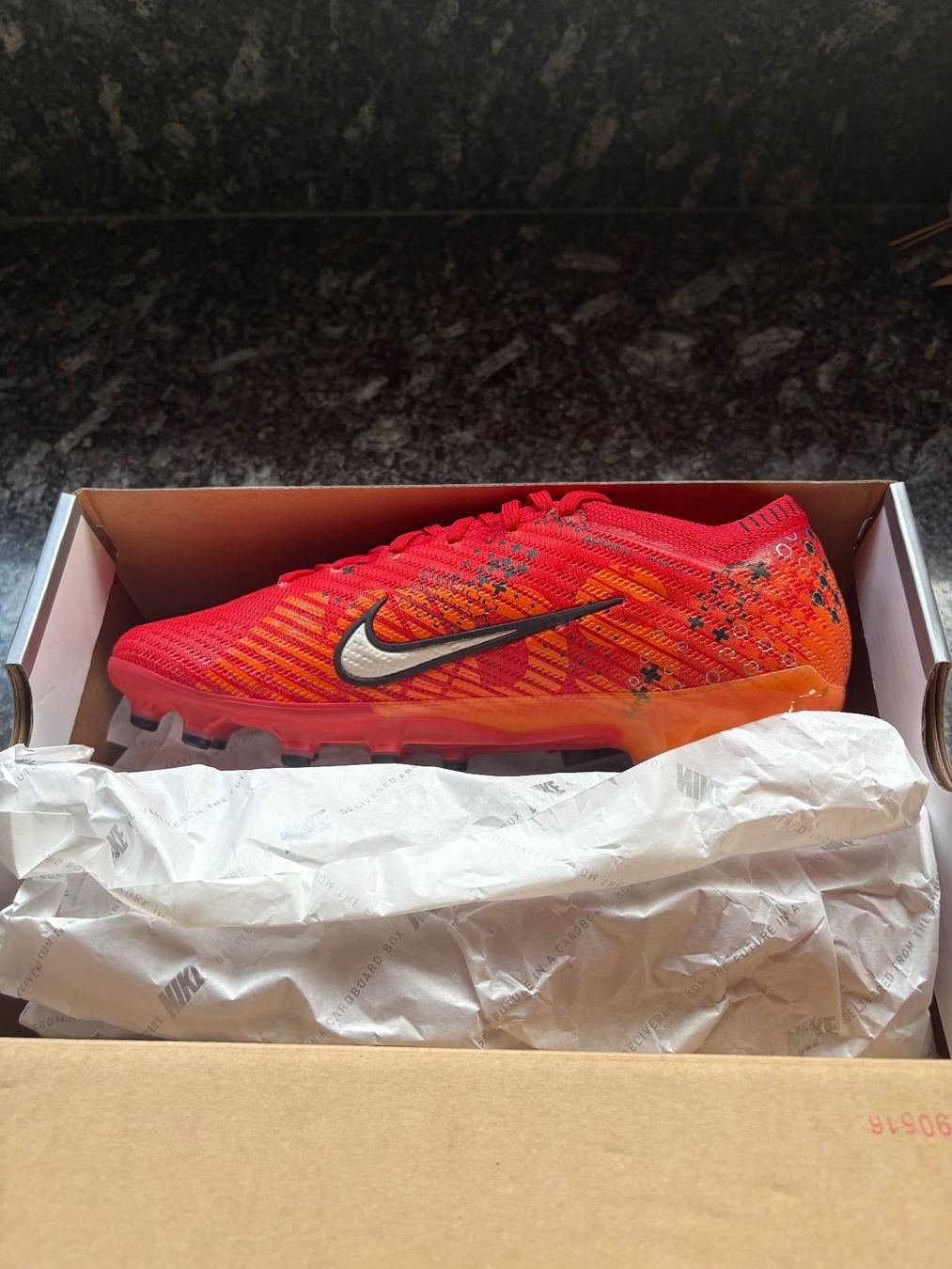Nike Scarpe da uomo: Nike Vapor 15 NEU – Nuovo e nell'imballaggio originale da Visperterminen venduto da yve_5plp