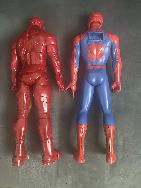 Jouets: Actionfigur Spiderman / Ironman – D'occasion à Bern par Tan00 1
