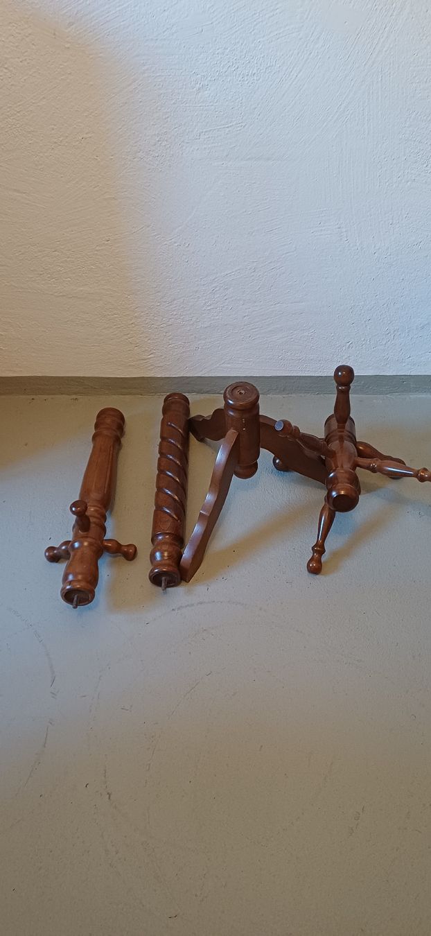 Garderobe: Kleiderständer aus Holz – Gebraucht aus Hugelshofen von joe248 2