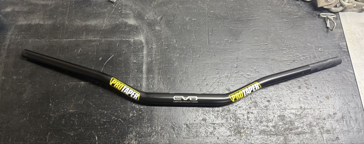 Toutes les pièces détachées moto: Guidon moto pro taper – D'occasion à Choex par Adri27000 3