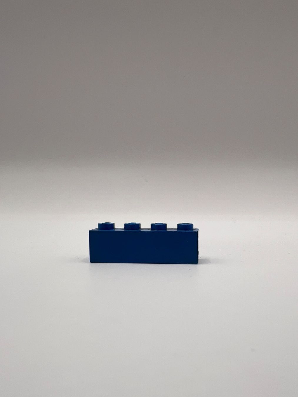 Lego Kit di costruzioni: LEGO Kühlergrill blau 1x4 – Usato da Vaduz venduto da NotNeeded 2