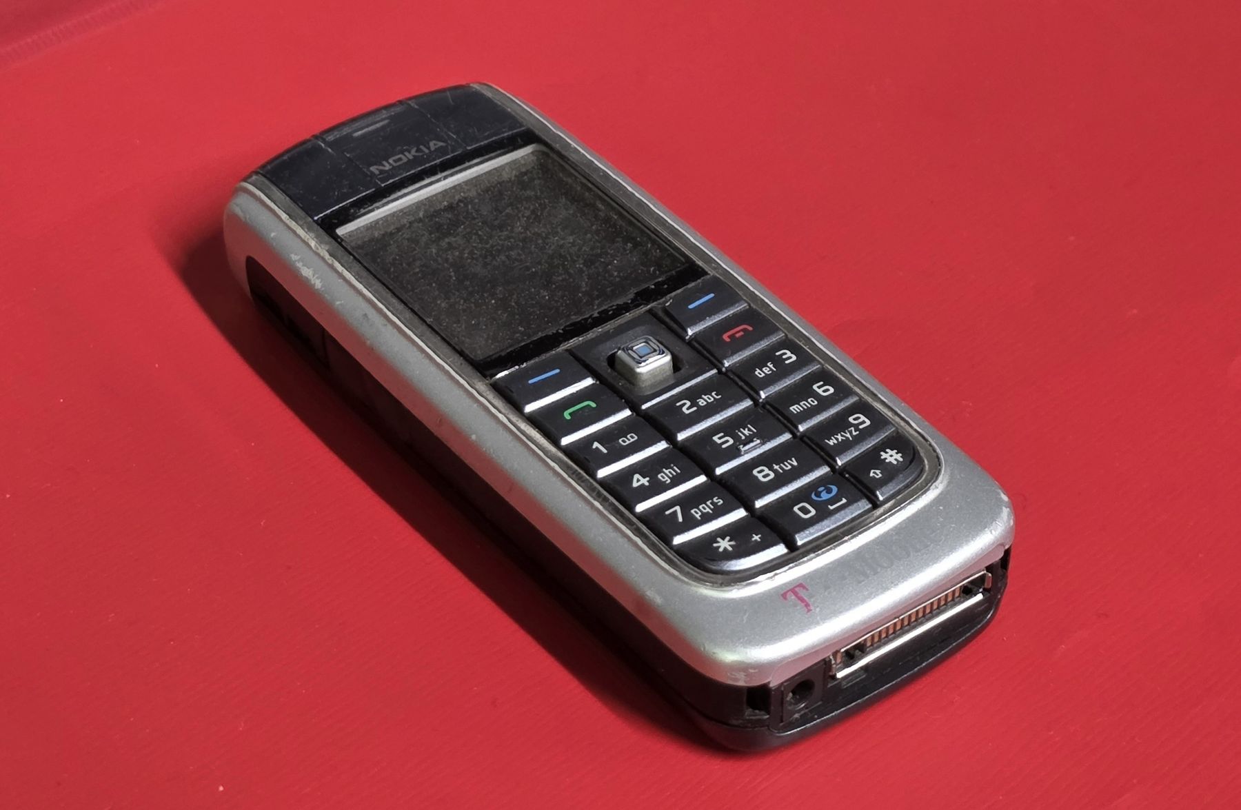 Nokia Portables: altes Nokia 6020 Handy – Défectueux à Reinach BL par _MasterK_