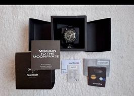 Omega × Swatch Mission to the Moon - Edizione Snoopy
