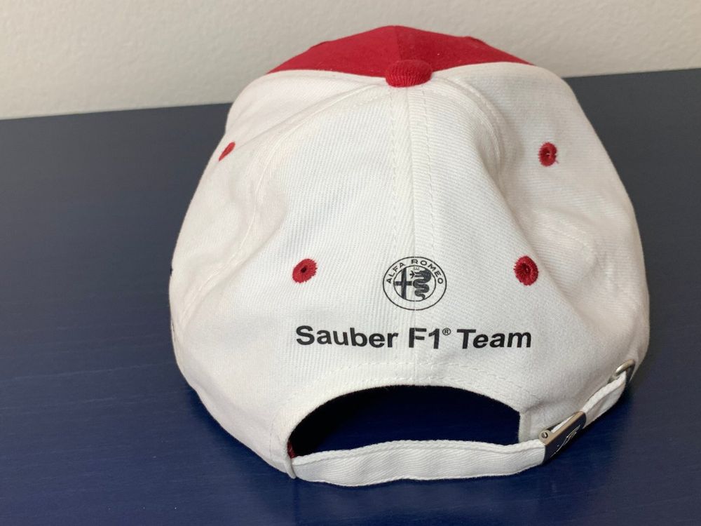 Photo Dédicacée Charles Leclerc 2022 - Format A4, Impression Brillante Haute Qualité, Cadre Rigide - Décoration Sport Automobile, Chambre, Salon