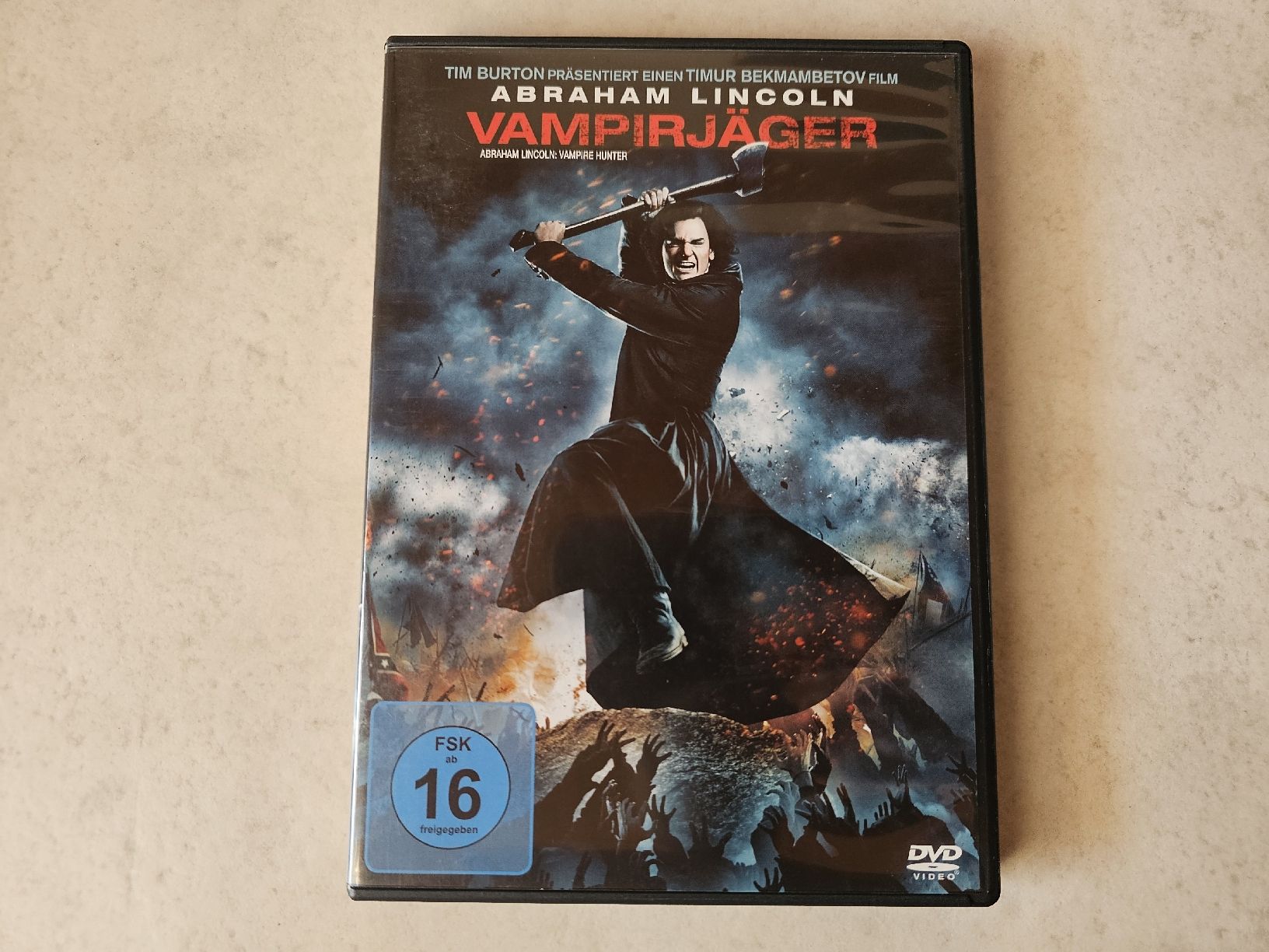 Tutti i DVDs: Abraham Lincoln Vampirjäger – Usato da Schneisingen venduto da backstore24