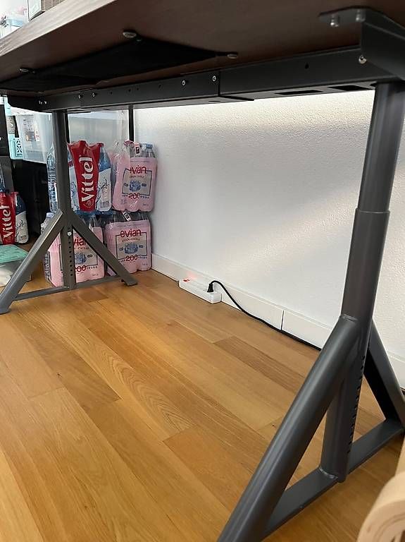 Schreibtische: Ikea Wooden Desk – Gebraucht aus Baden von cri_fcx8 2