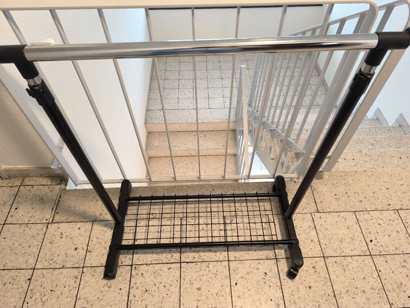 Autres décorations & accessoires: Kleiderständer JYSK – Neuf (Voir description) à Glattbrugg par admin2012