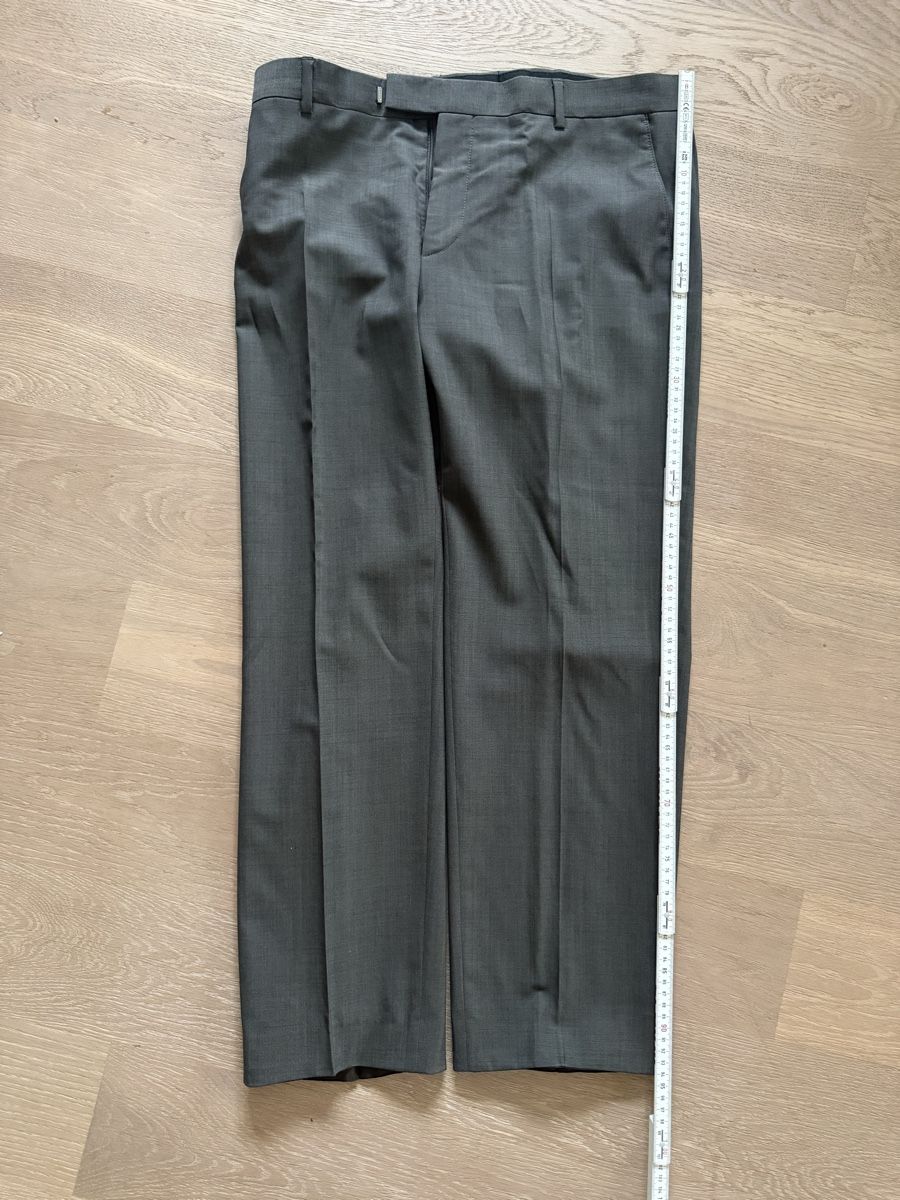 Strellson Costumes, combinaisons de sport et fonctionnelles: Herren Anzug Strellson grau Grösse 48 – D'occasion à Egg b. Zürich par ari99 2