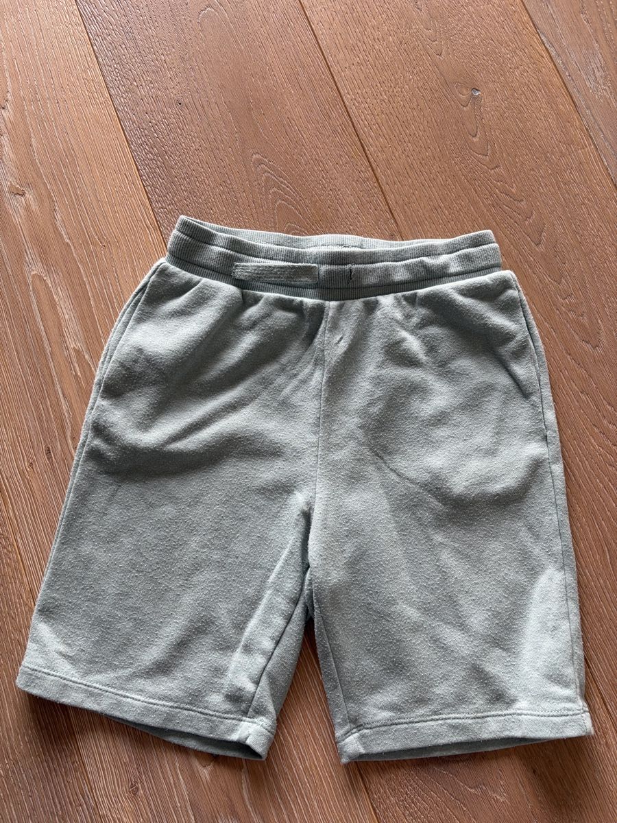 H&M Pantaloni: Shorts H&M Grösse 134 – Usato da Aarburg venduto da cha_6t8j
