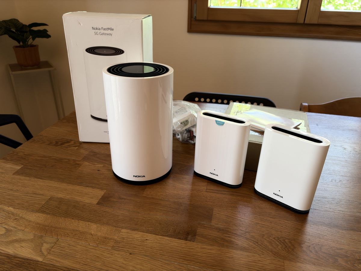 Nokia Modems & Routeurs: Nokia FastMile 5G Gateway Kit mesh  – D'occasion à Orsières par Daniel1926