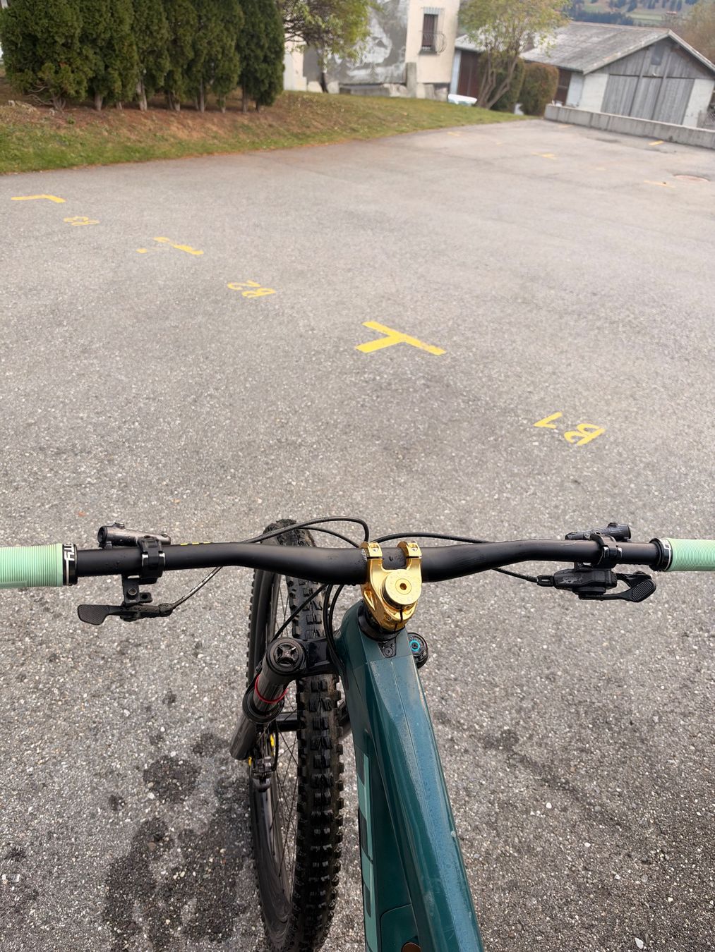Trek Velos: Trek Slash 9.8 M/L – Gebraucht aus Lantsch/Lenz von Lenzi1 1