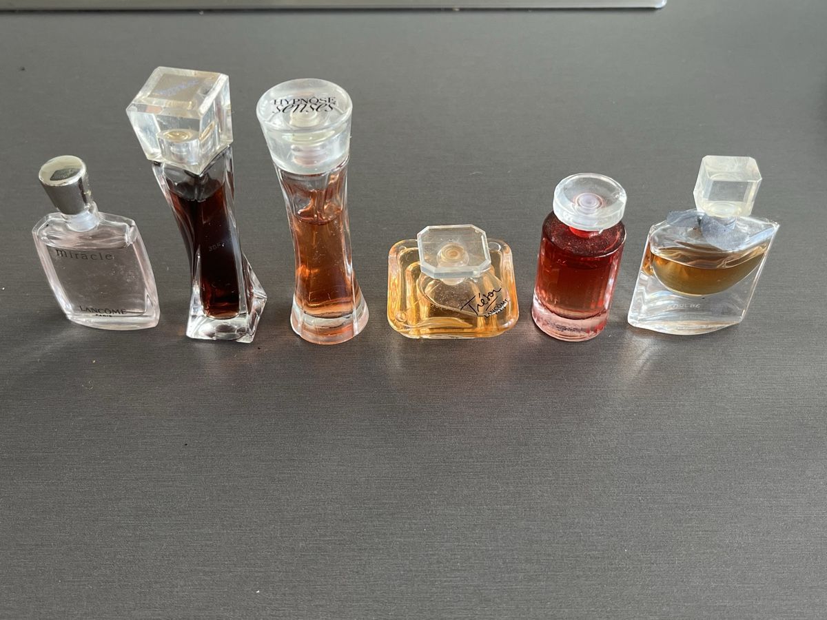 Lancôme Profumi & Eau de Toilette: Lot de miniatures de parfums de collection – Nuovo (secondo la descrizione) da Grand-Lancy venduto da min_5mct 1