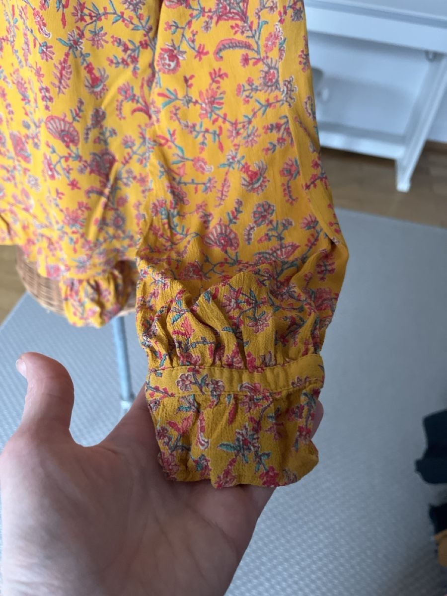 Camicette: Bluse mit Blumenmuster, gelb, S – Usato da Solothurn venduto da Bobesch08 1
