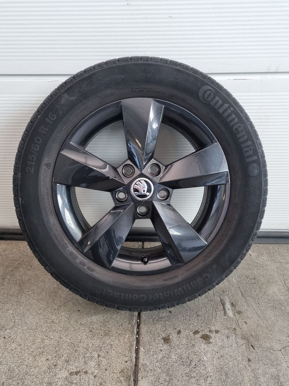 Pneumatici & Ruote complete: Skoda Karoq Winterräder – Usato da Kirchdorf AG venduto da Cartastic_AG 1