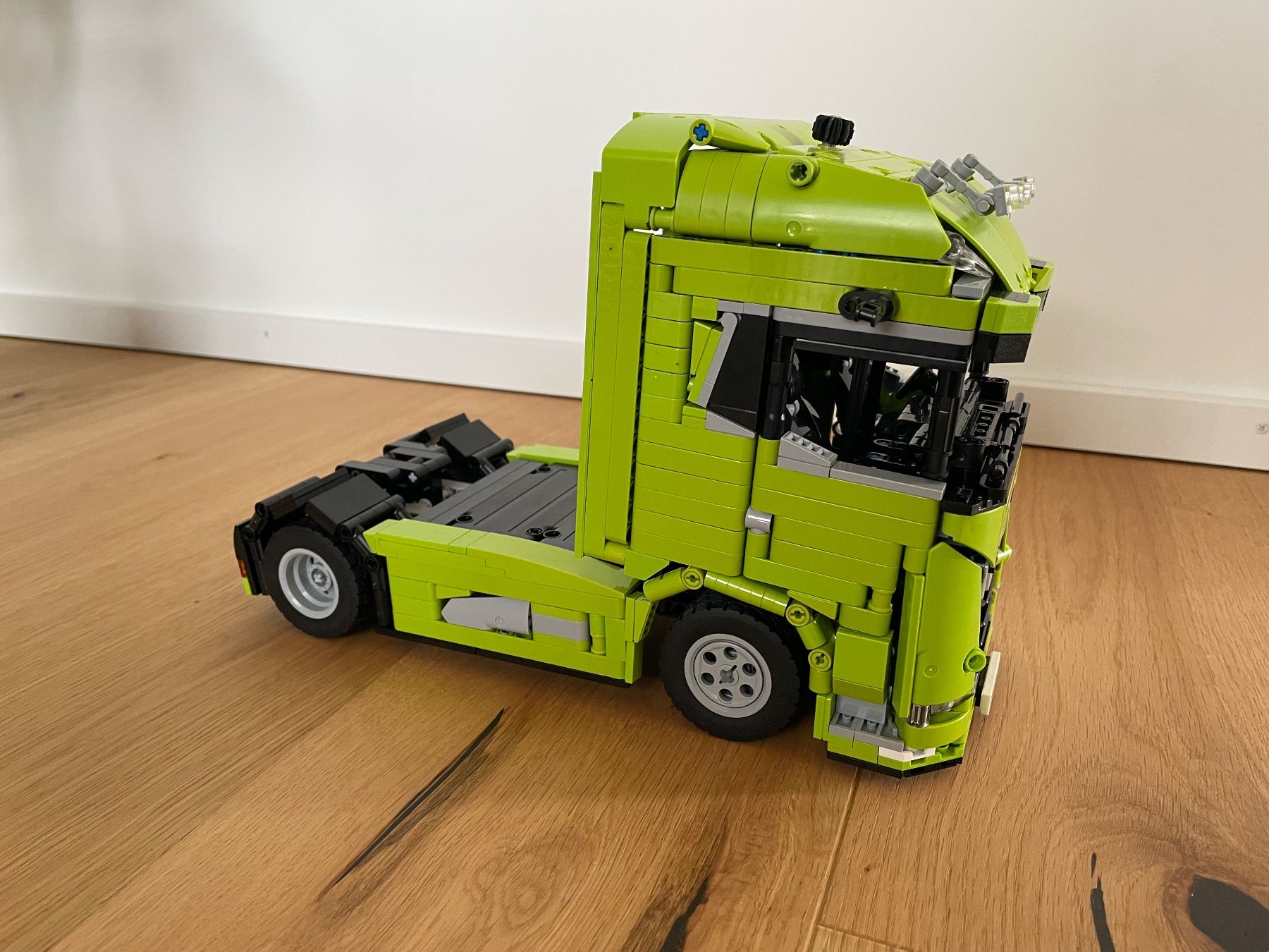 Lego Kit di costruzioni: Lego Technic - DAF XG 4x2 – Nuovo (secondo la descrizione) da Salmsach venduto da ram82 1