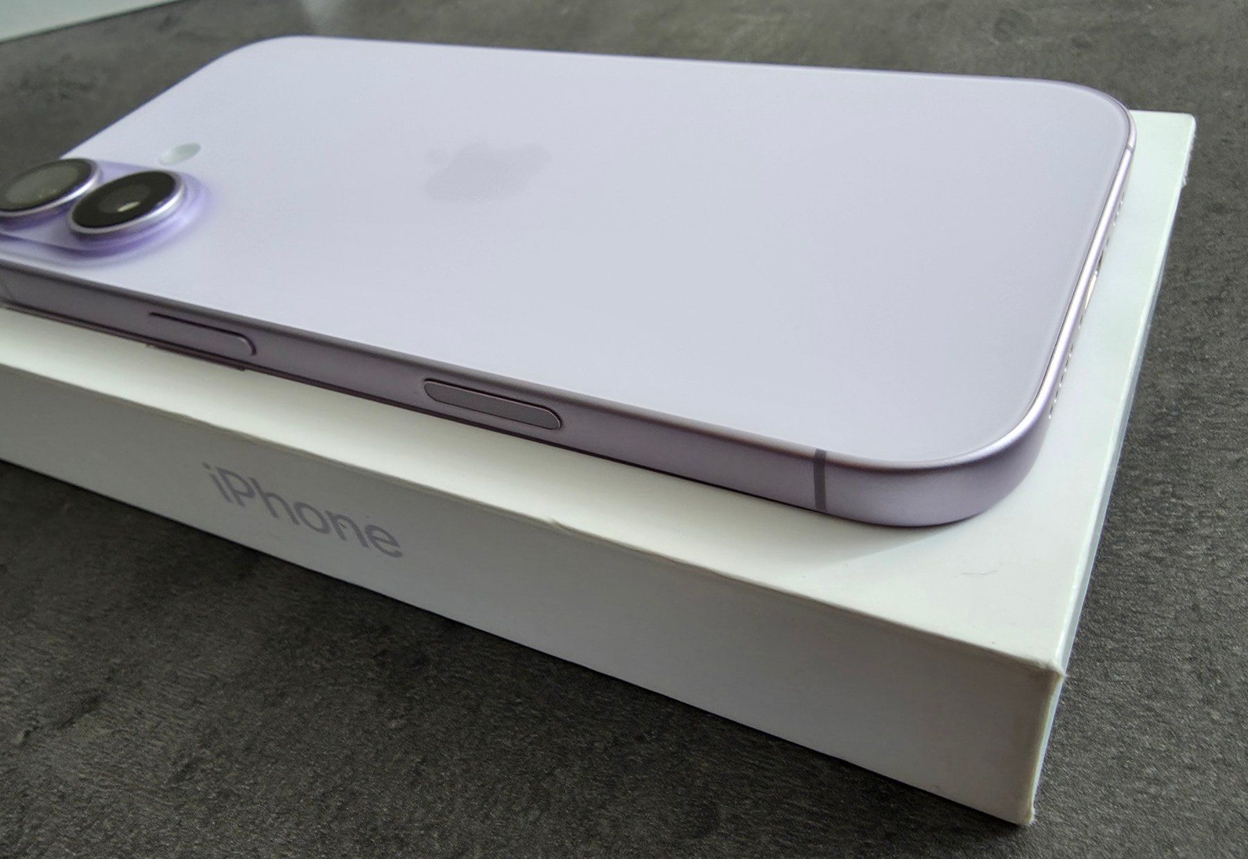 Apple Telefoni cellulari / Smartphones: iPhone 17 Lavande 256Gb + garantie – Usato da La Neuveville venduto da rapiot 5
