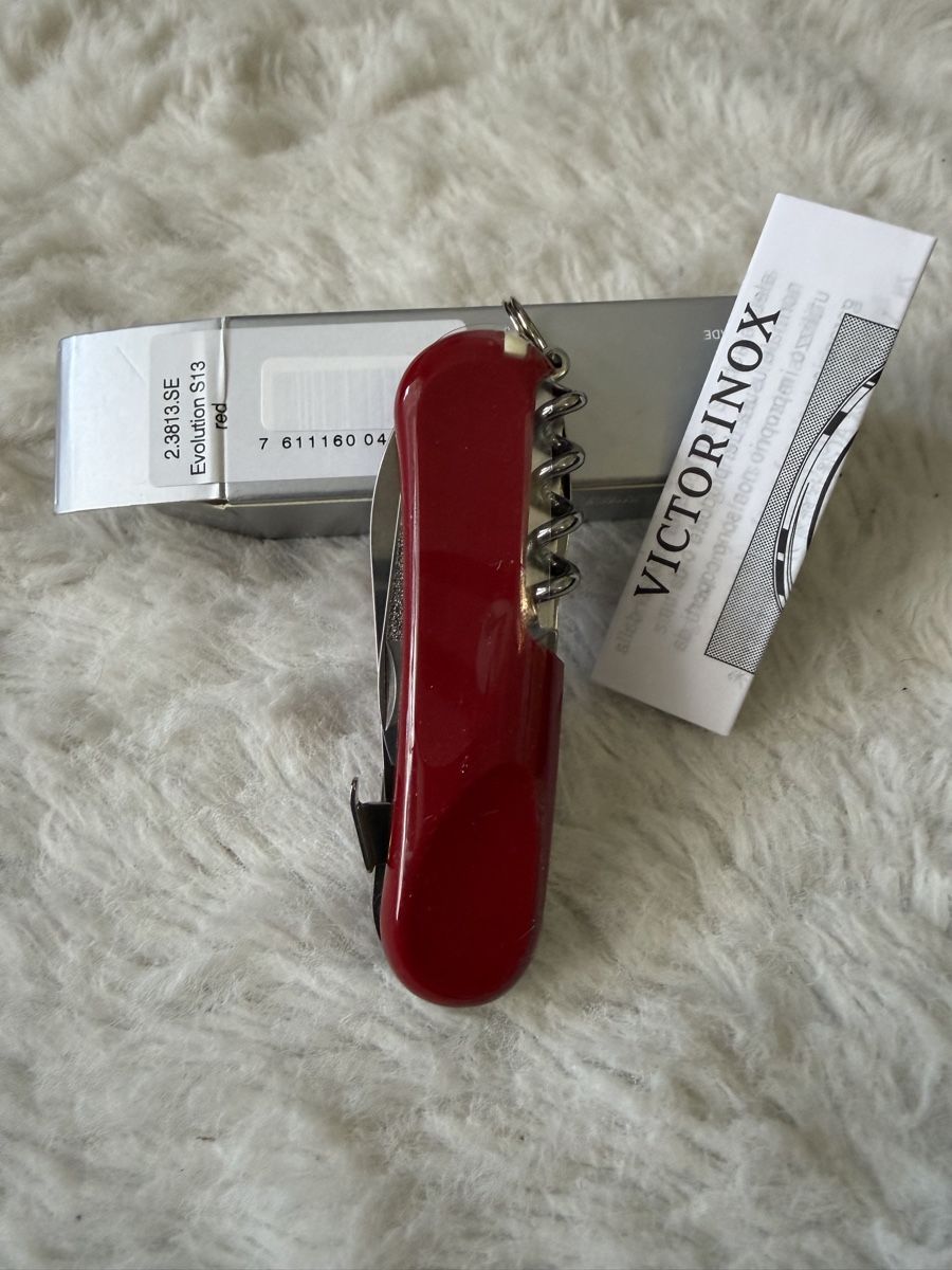 Victorinox Coltelli tascabile: Neues Sackmesser klein Evo. red S13 – Nuovo e nell'imballaggio originale da Zug venduto da specki5 2