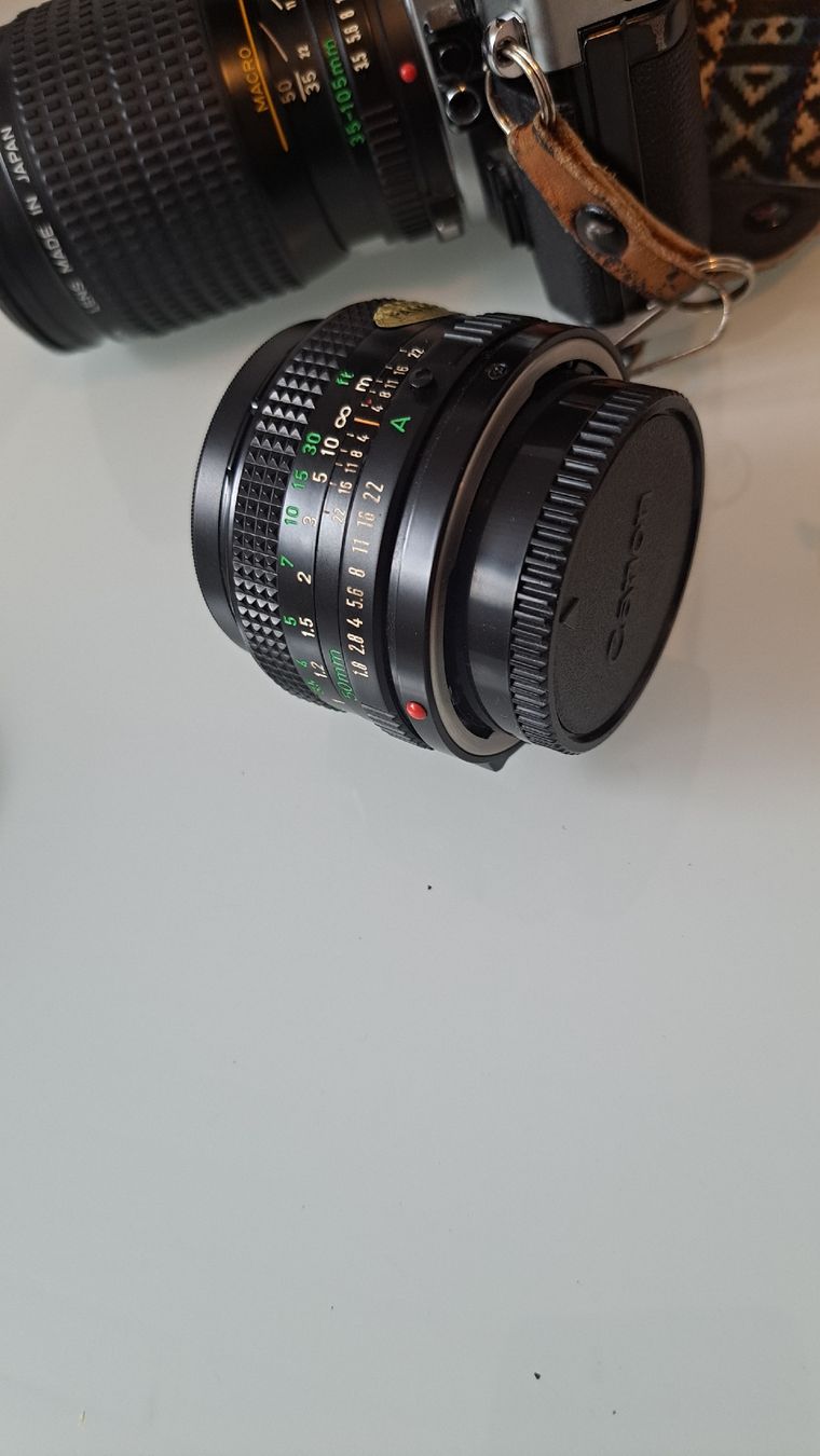 Canon Fotocamera: Canon AE1 Program mit viel Zubehör – Usato da Birmenstorf AG venduto da elo_m7gd 8