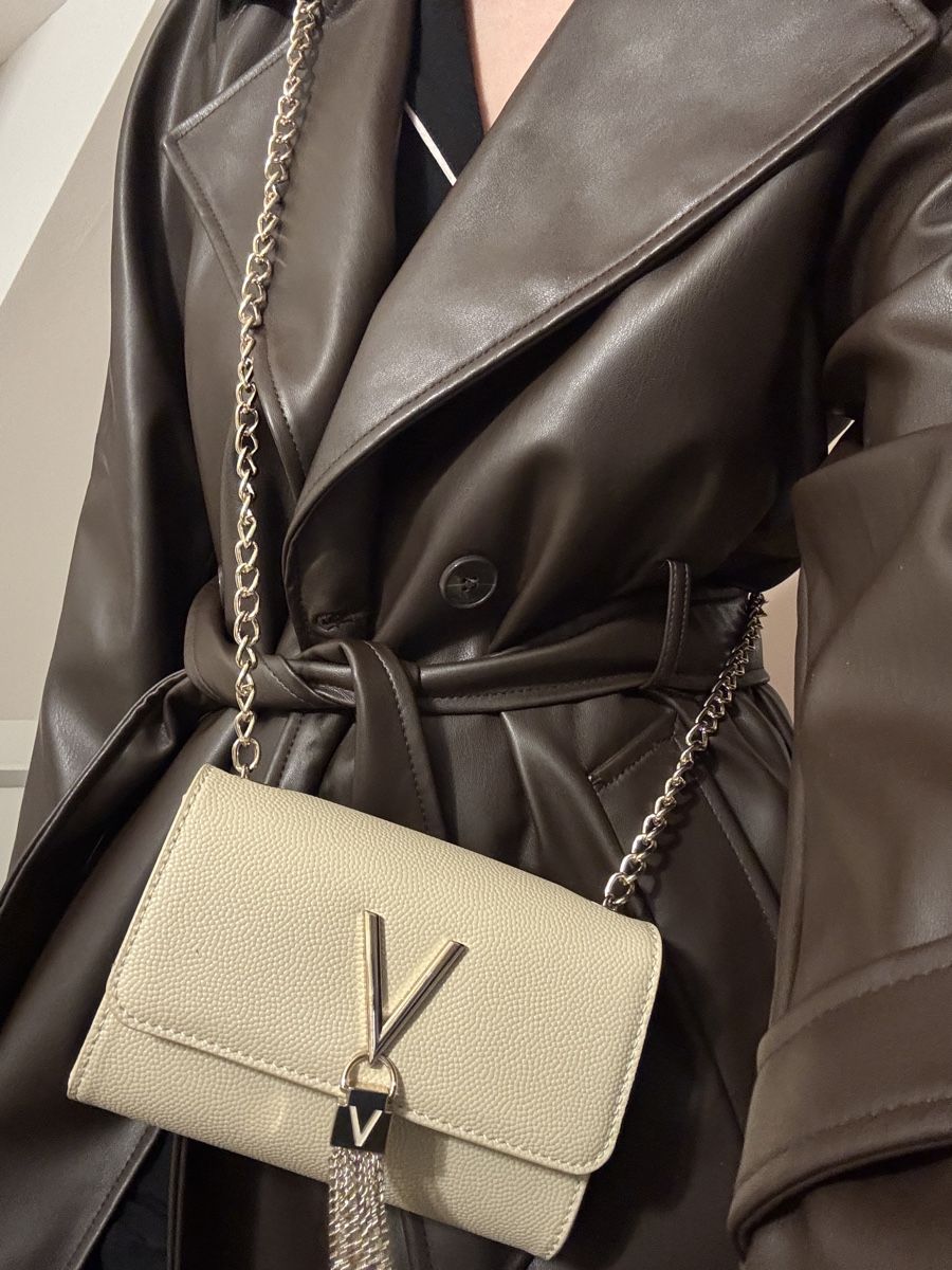 Valentino Borse da donna: Valentino Umhängetasche – Nuovo (secondo la descrizione) da Lotzwil venduto da meeli0608 1