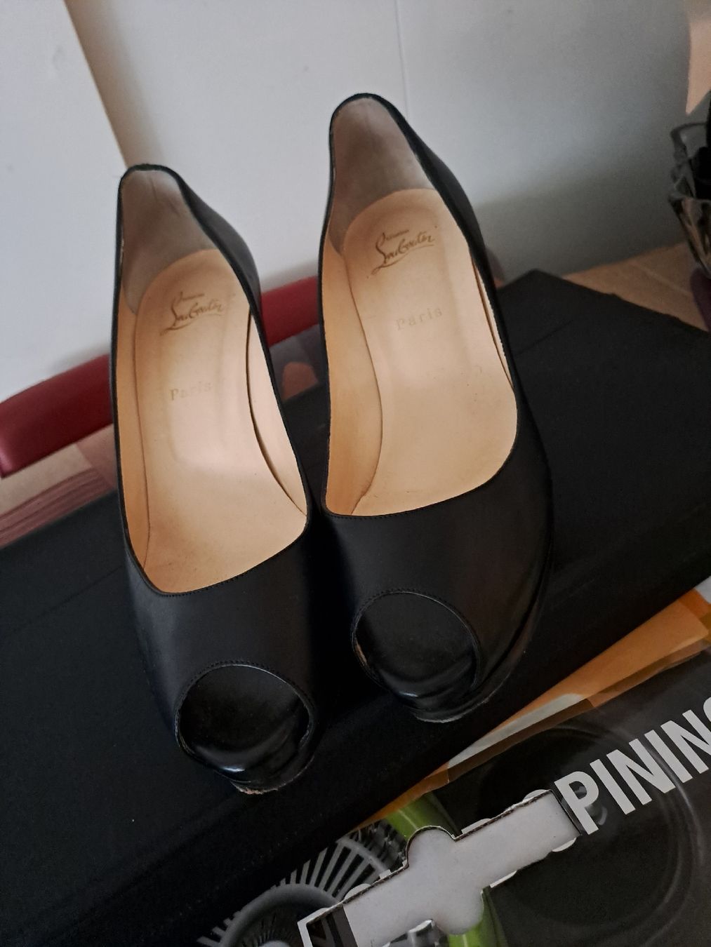 Christian Louboutin Scarpe da donna: Chaussures Louboutin – Usato da Genève venduto da Cinely