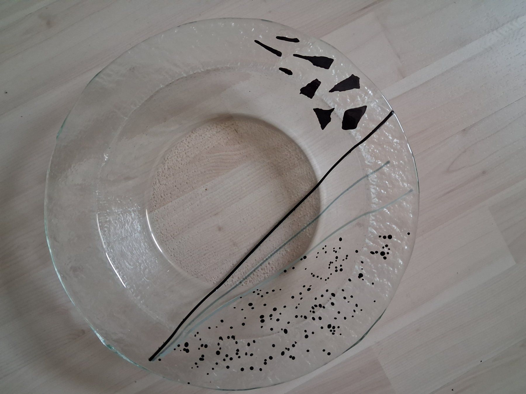 Schalen: GLASSCHALE MIT SCHWARZ – Gebraucht aus langnau von Santos1411