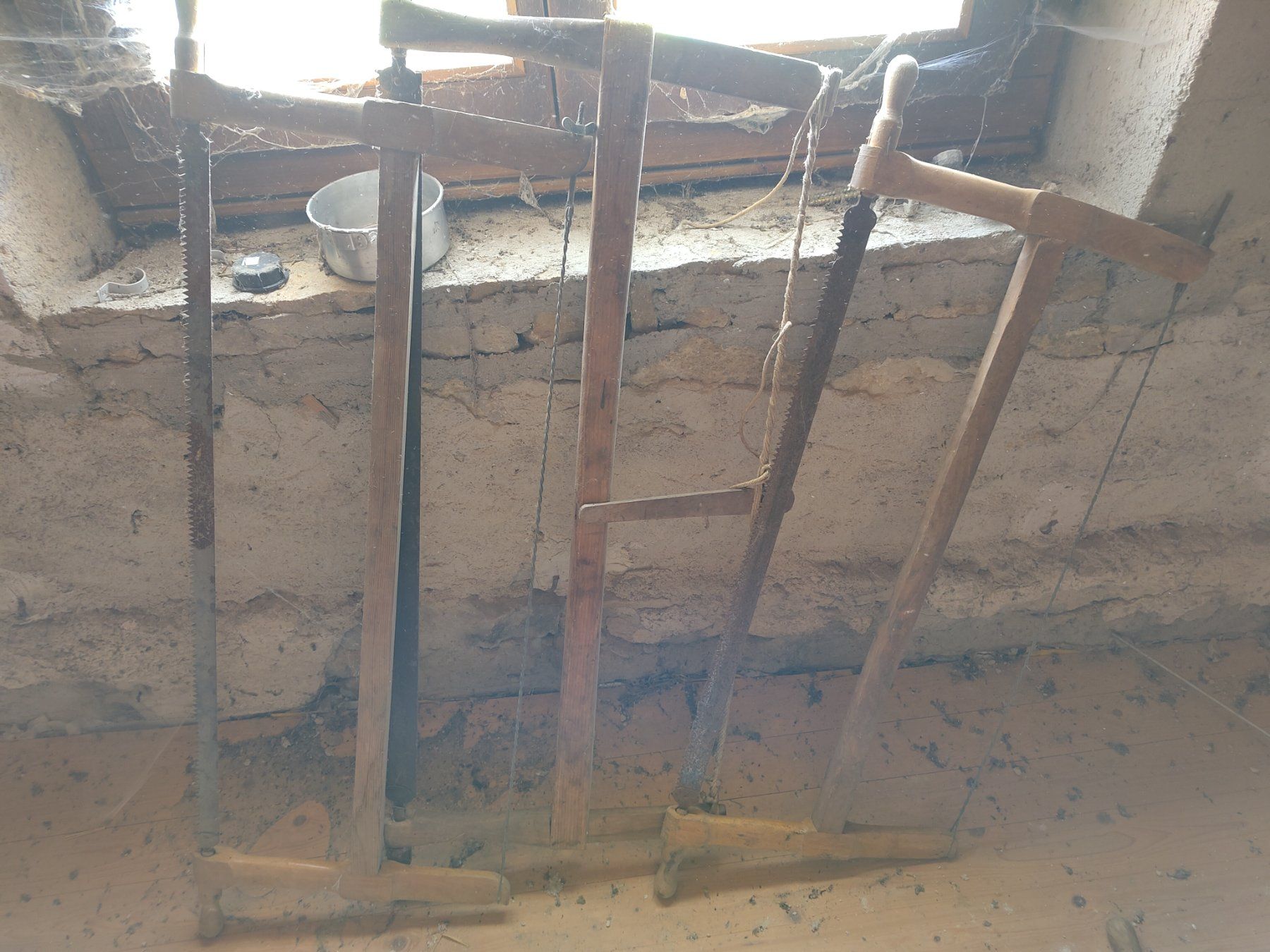 Seghe: Lot de 3 scies anciennes – Usato da Les Reussilles venduto da cha_y72l