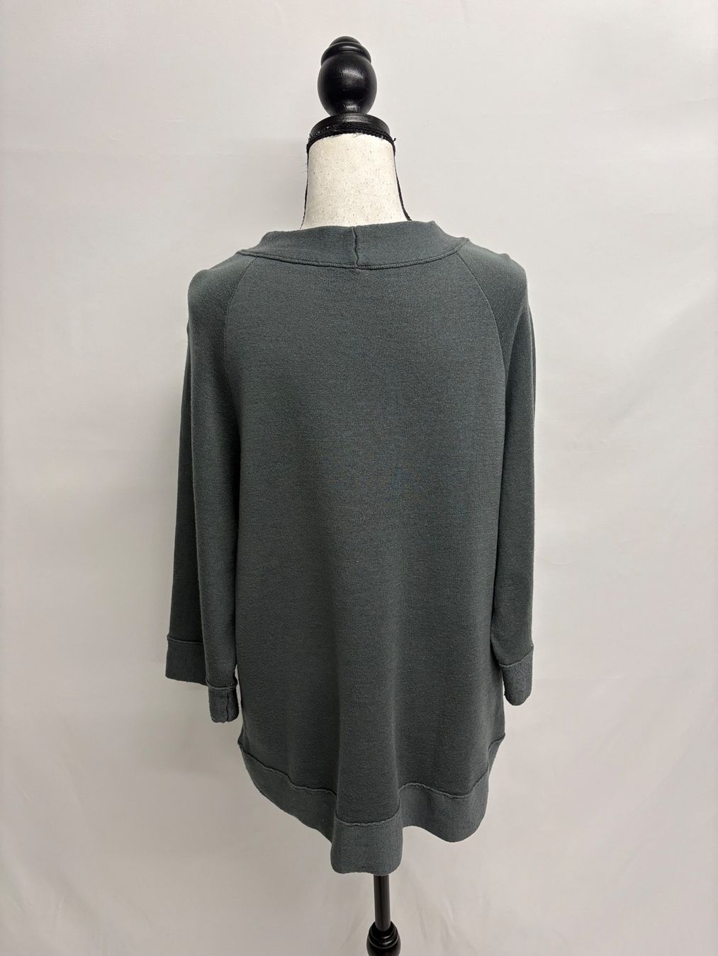Hemisphere Maglioni & Felpe: Hemisphere Oversize Sweatshirt mit Tasche grau 40 Wolle – Usato da Regensdorf venduto da secondchancefashion 3