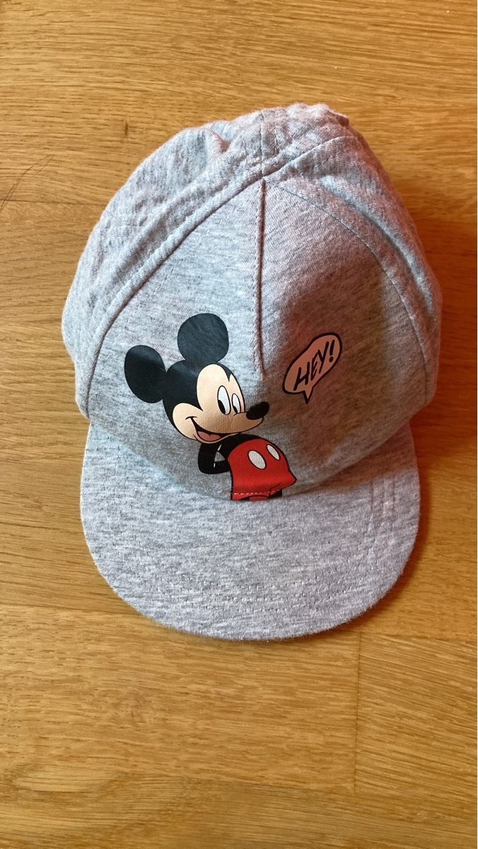 Disney Sonstige Jungenkleidung: Kappe Mickey Mouse grau Grösse 6 bis 9 mt – Neu (gemäss Beschreibung) aus Wettingen von Nini54