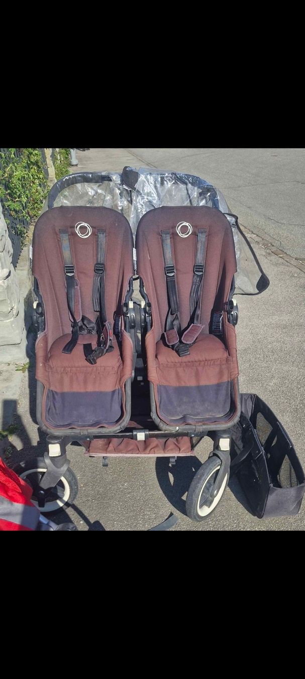 Bugaboo Carrozzine: Bugaboo Donkey 2 Geschwisterwagen – Usato da Niederbüren venduto da Stefanobavaro