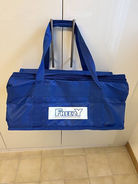 Frigoriferi & Refrigeratori: Kühltasche XL – Usato da Birsfelden venduto da corinne4127 1