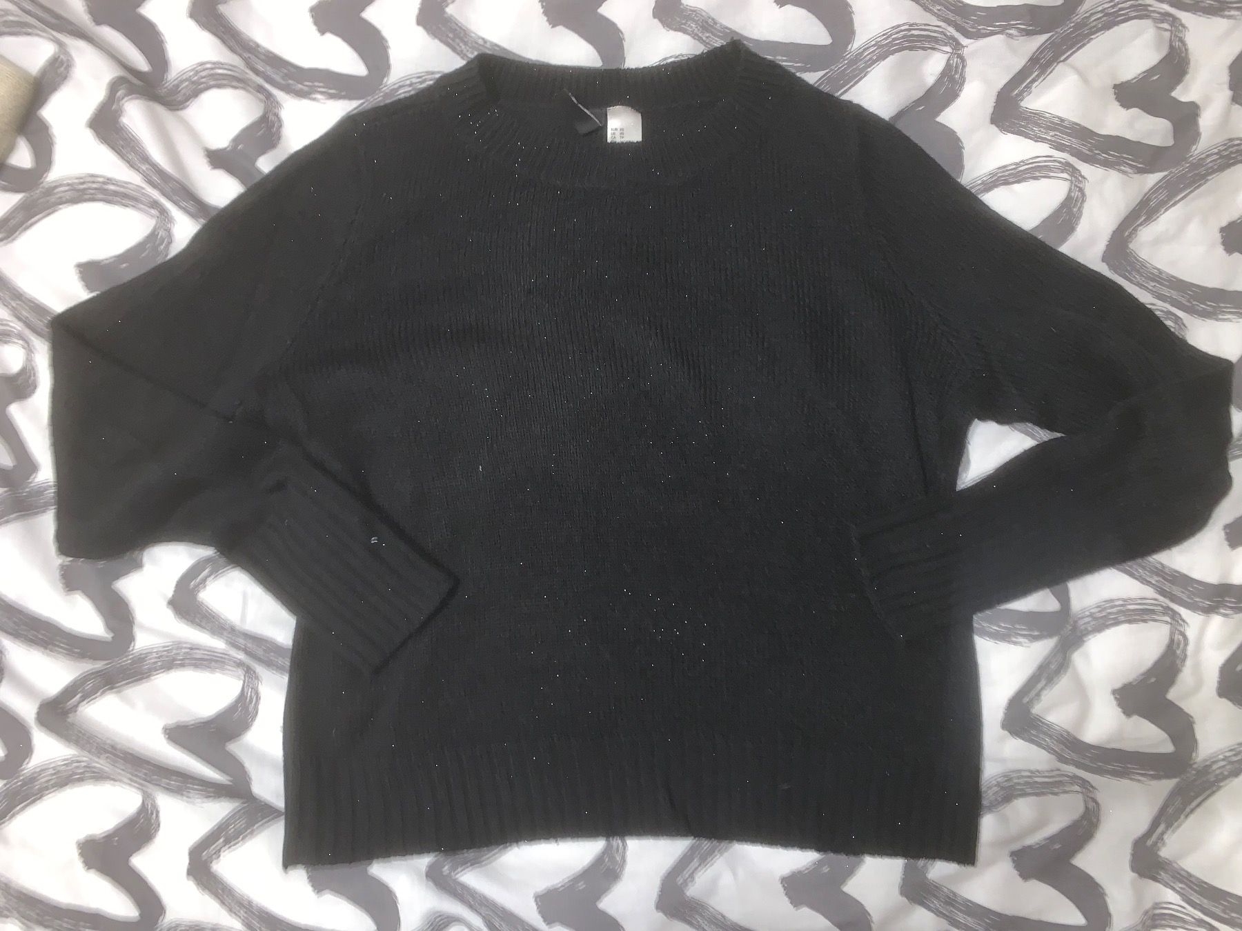 H&M Pulls & Sweat-shirts: Pull noir classique – D'occasion à Montreux par Iza_81199 2