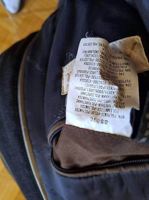 Giacche: Veste homme – Usato da La Chaux-de-Fonds venduto da atipik 3