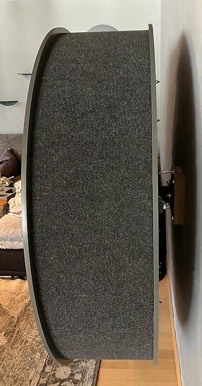 Tiragraffi: Hochwertiges Katzenlaufrad, 120cm – Usato da Balsthal venduto da Vanja7 1